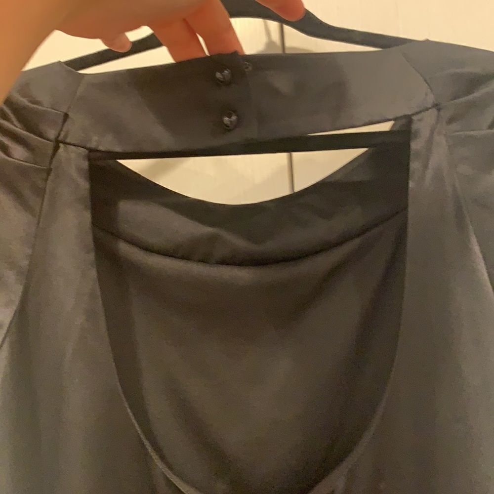 Satin open back black dress - Picture 8 of 13